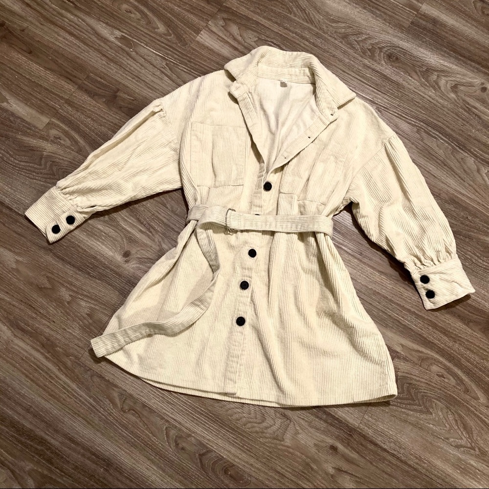 Women’s fashion corduroy jacket